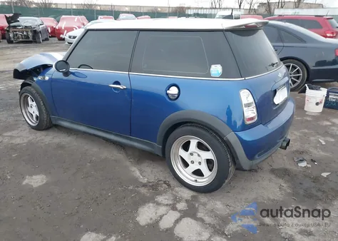 2005 Mini Cooper S z USA, uszkodzony, nr VIN WMWRE33405TD97708